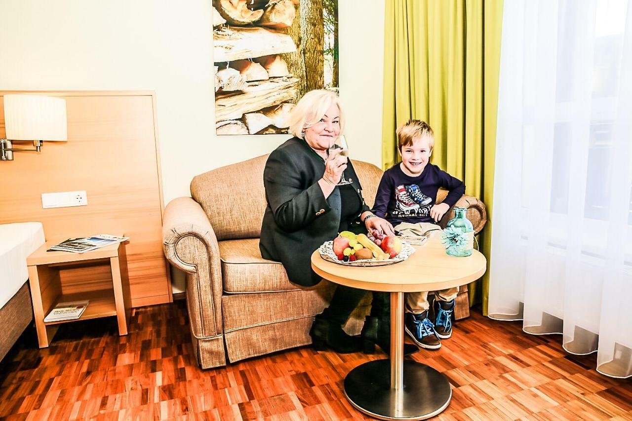 Lambrechterhof - Das Naturparkhotel Sankt Lambrecht Kültér fotó